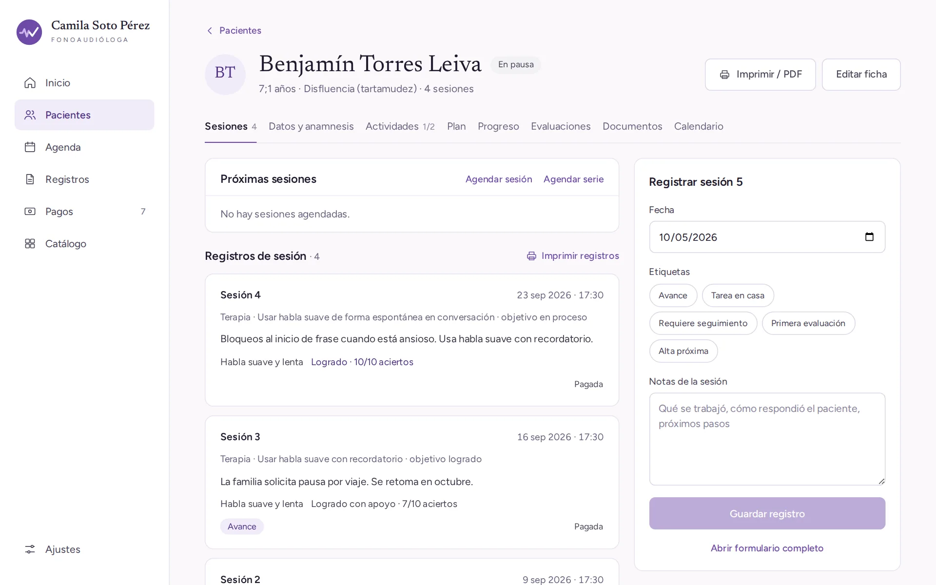 Ficha de un paciente con sus registros de sesión y el formulario para registrar la siguiente